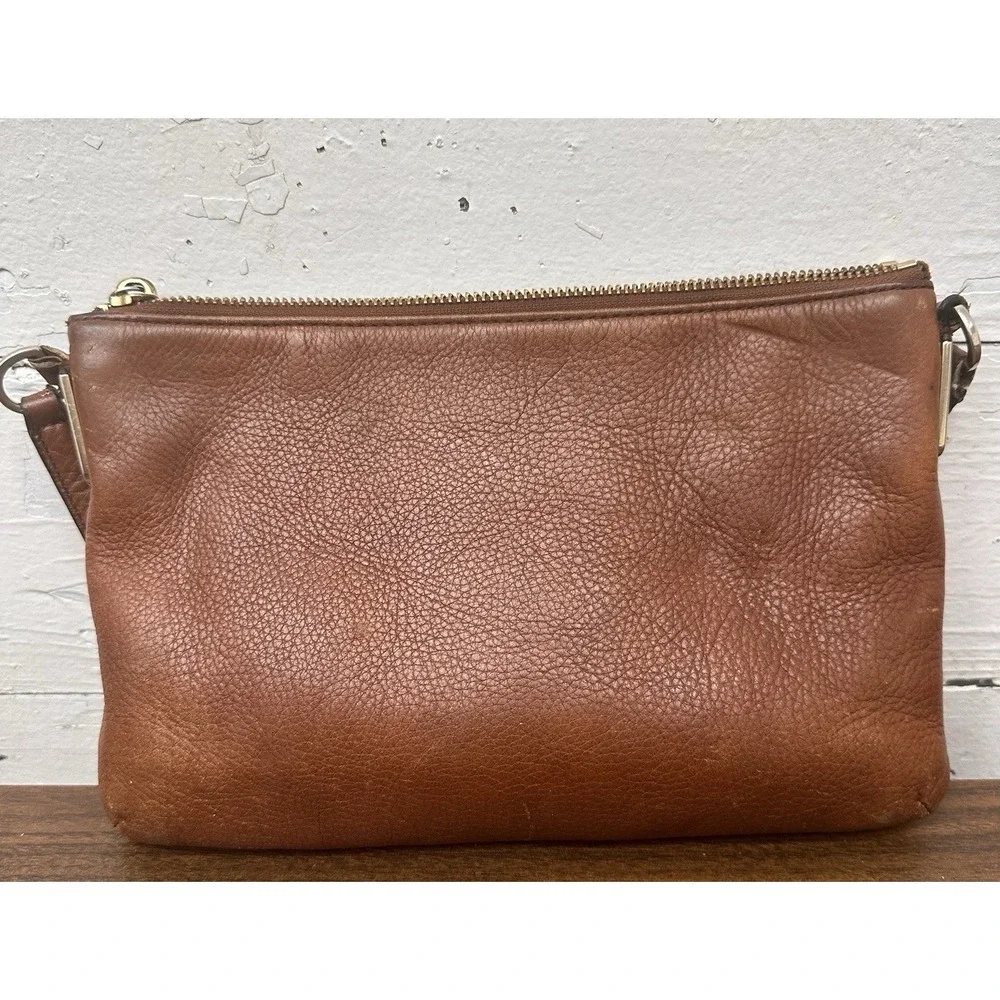 COACH MADISON BROWN LEATHER EAST WEST SWINGPACK‎ BAG